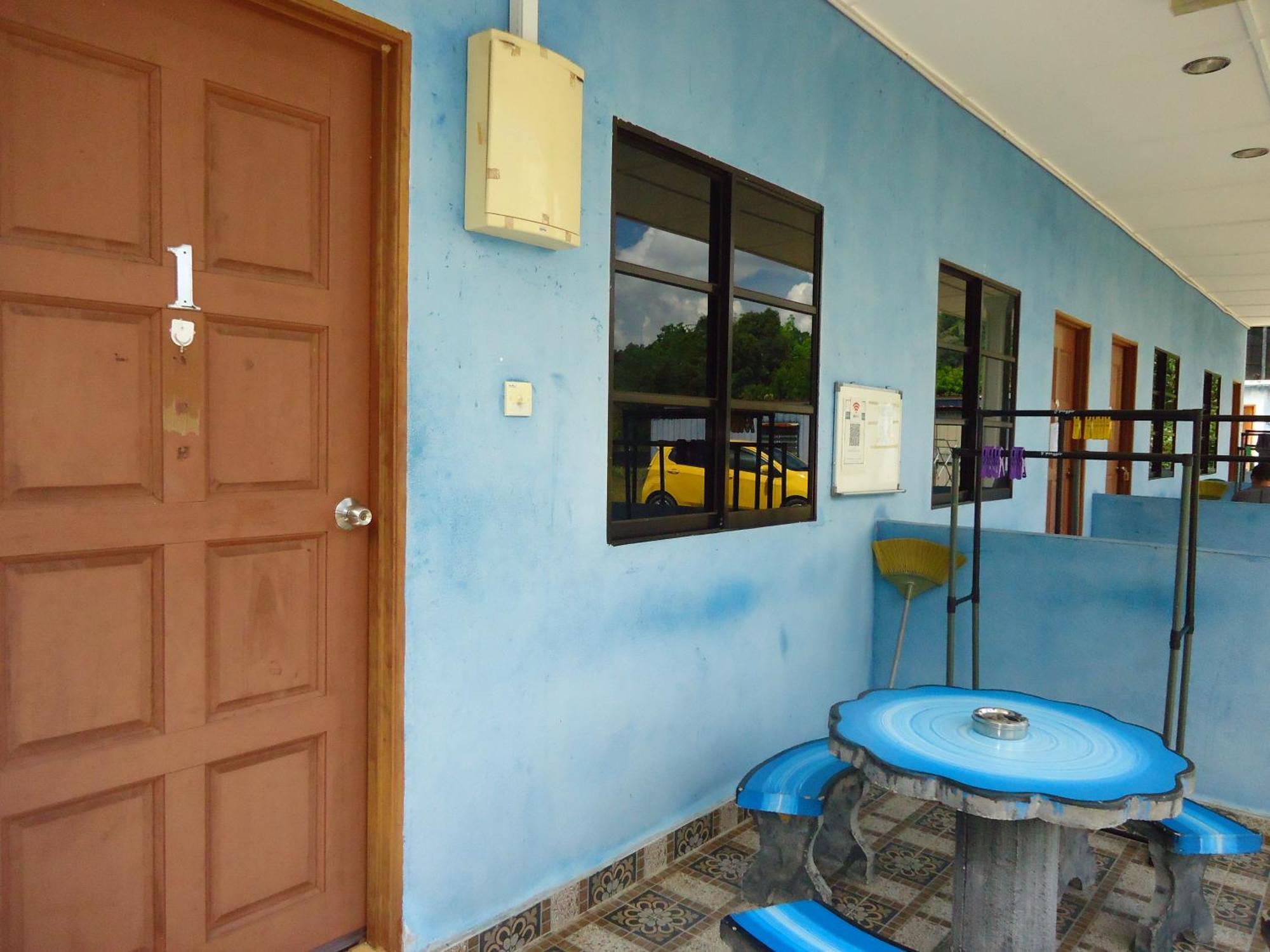 קואלה טהאן D'Pinggir Guest Room מראה חיצוני תמונה